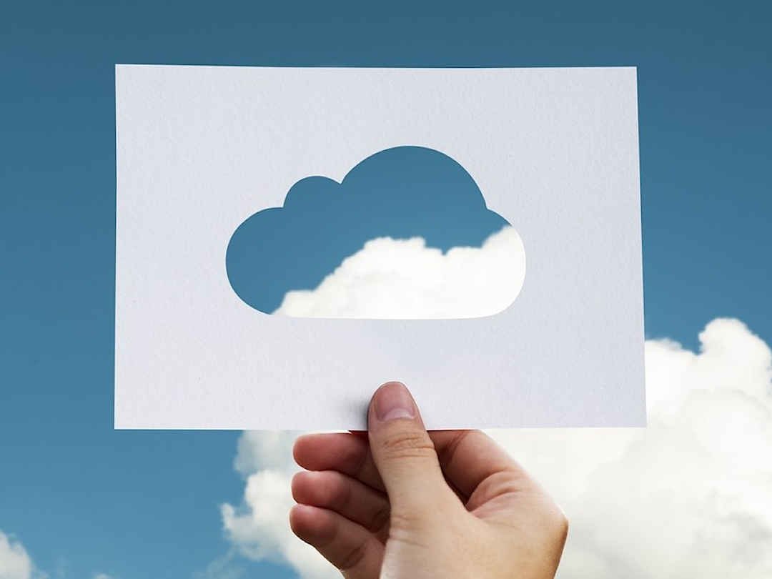 Looking at cloud image Looking at cloud image