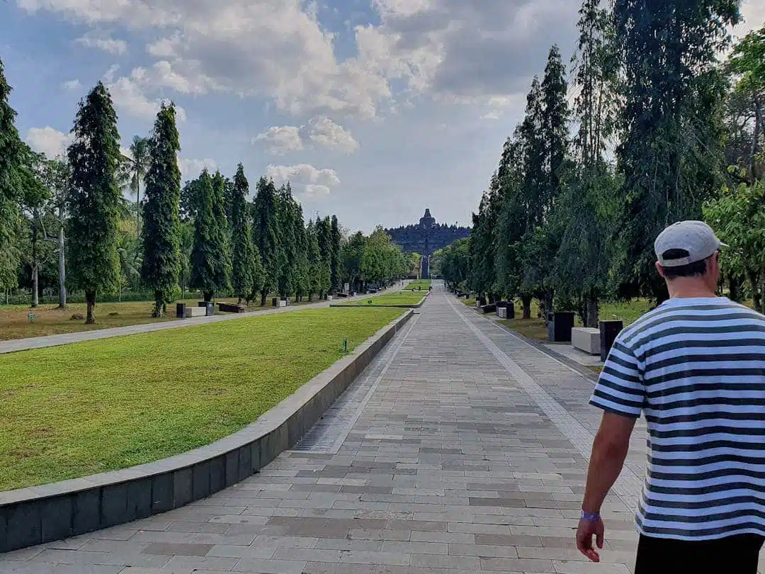 Avenue leading to Borobudur Temple avenue leading to borobudur temple