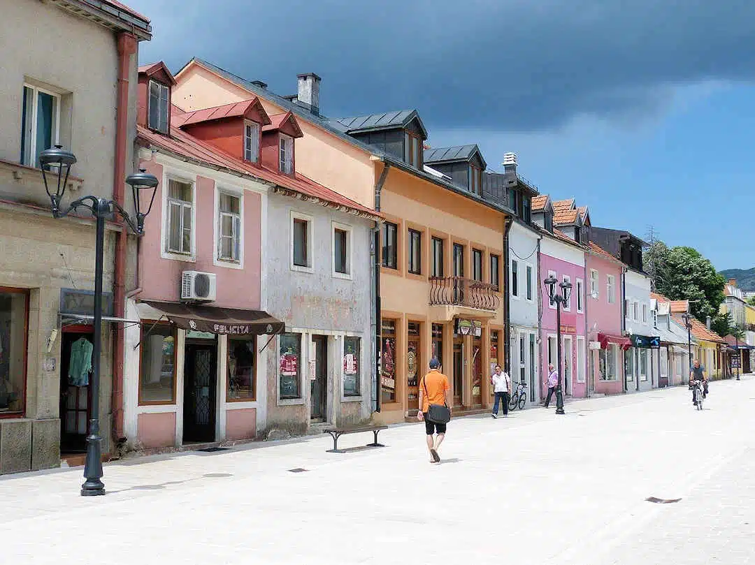 Cetinje street | Image courtesy of Falco on Pixabay Cetinje street | Image courtesy of Falco on Pixabay