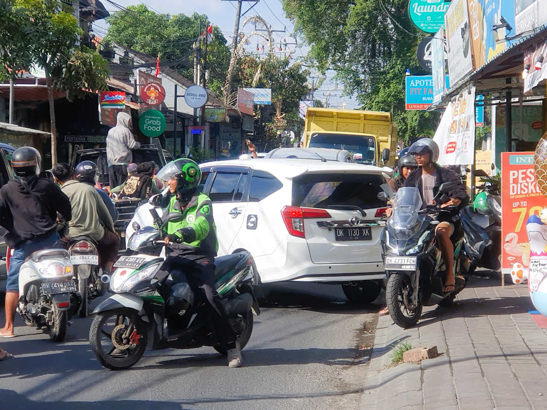 gojek in traffic