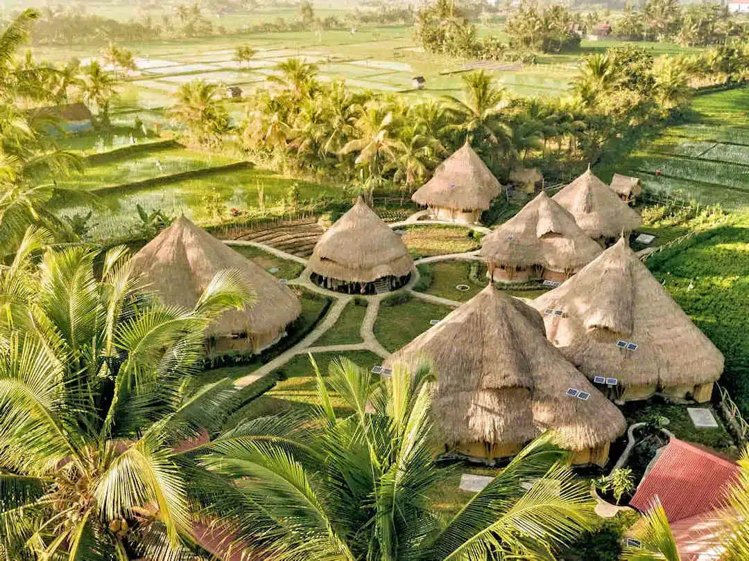 Socialbnb: Support communities (not gentrification) on your next holiday
