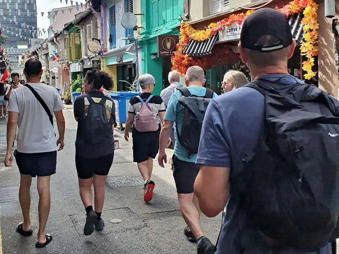 Walking tour participants in Singapore walking tour participants in singapore